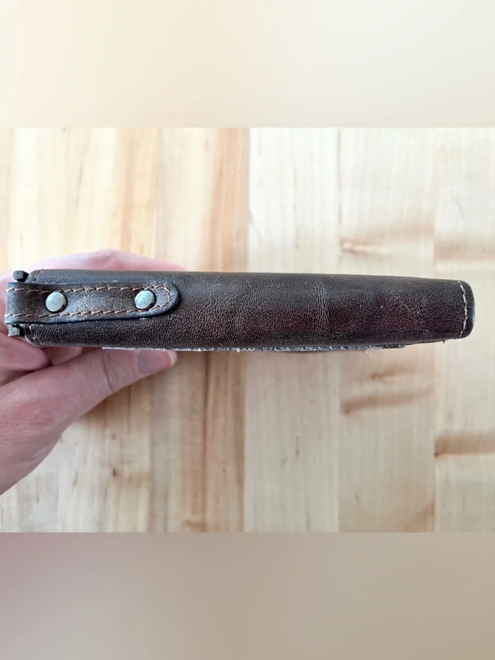 Pi uncle Embossed Brown Leather Zip Wallet